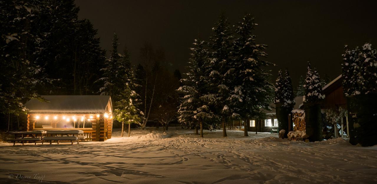 Whitewater Lodge Golden Dış mekan fotoğraf